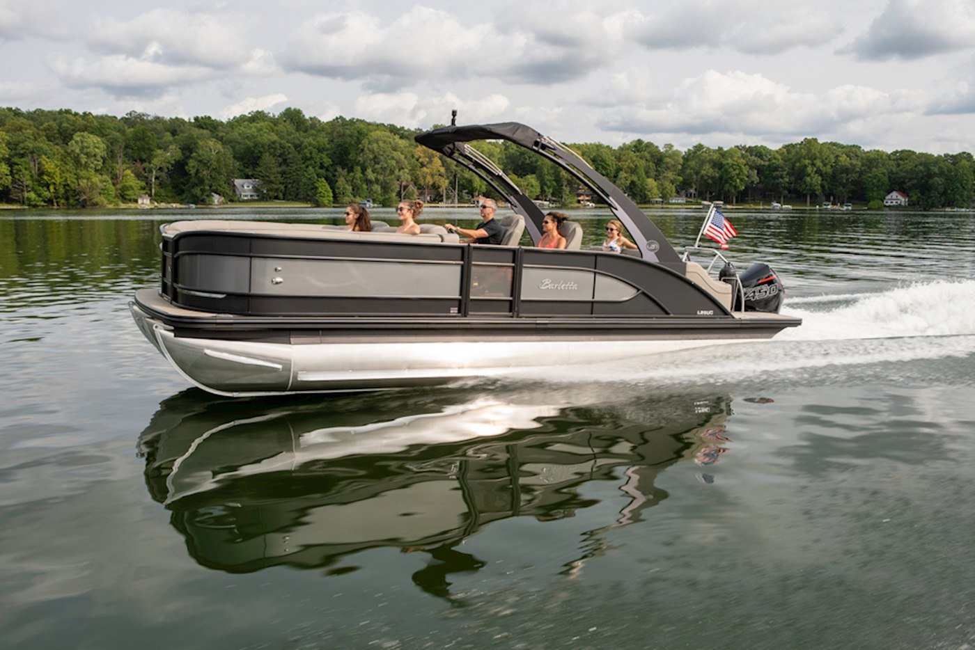 Which Brands Make the Best Pontoon Boats? (Top 7 Manufacturers)